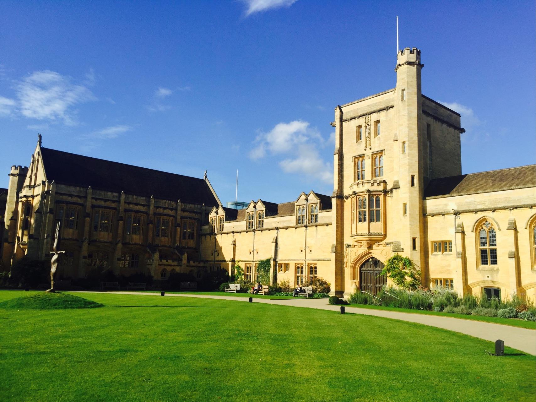 牛津大学曼斯菲尔德学院是个怎样的学院?