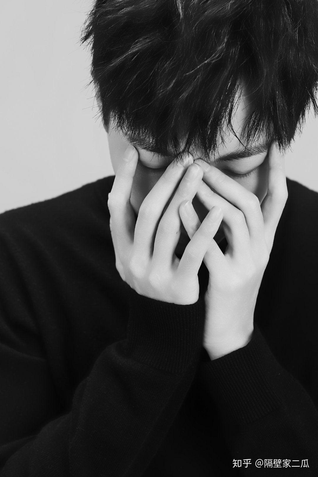 如何评价歌手胡夏？ - 知乎