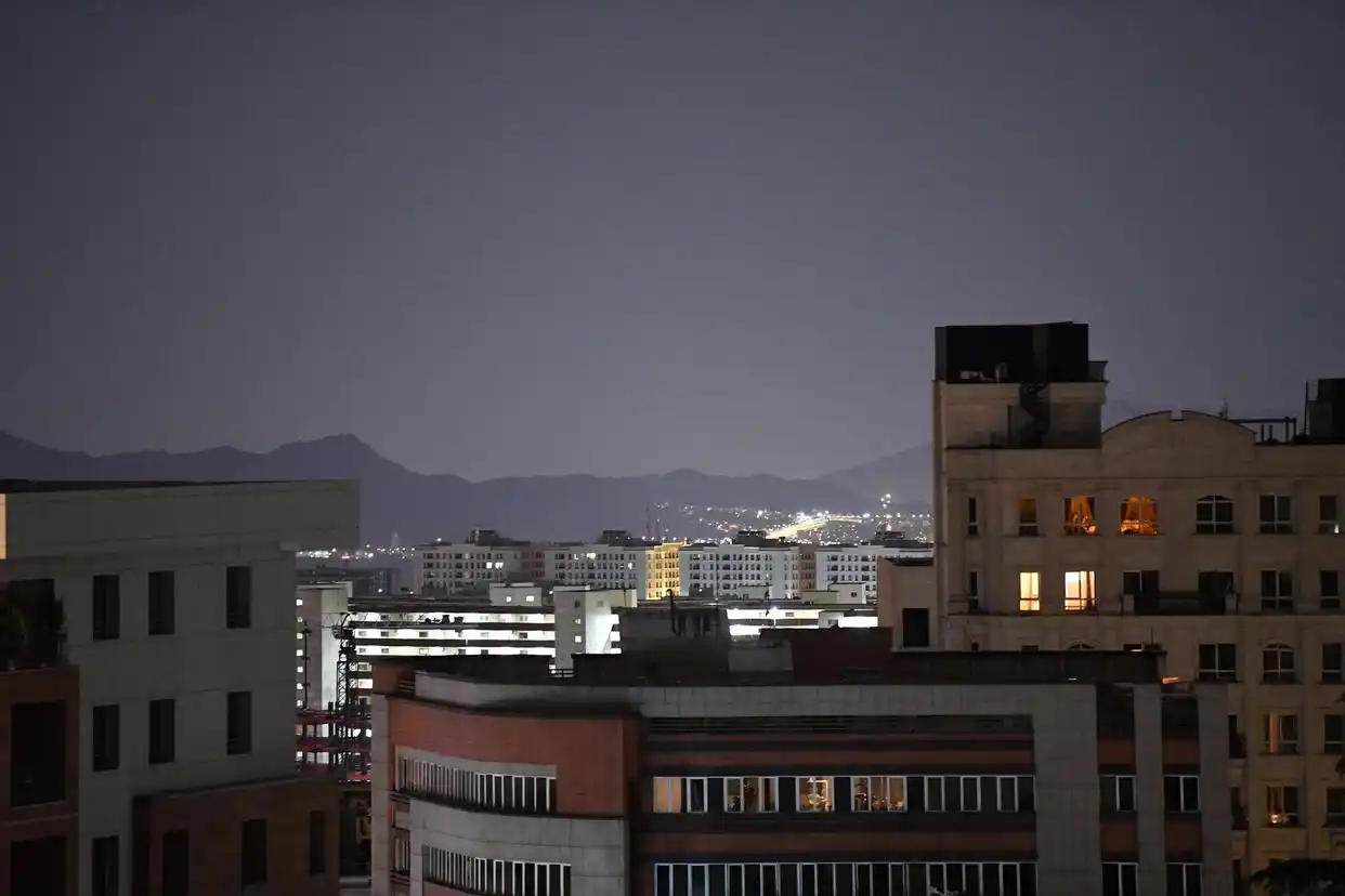 美国和伊朗打了一个多月，一共烧了多少钱？