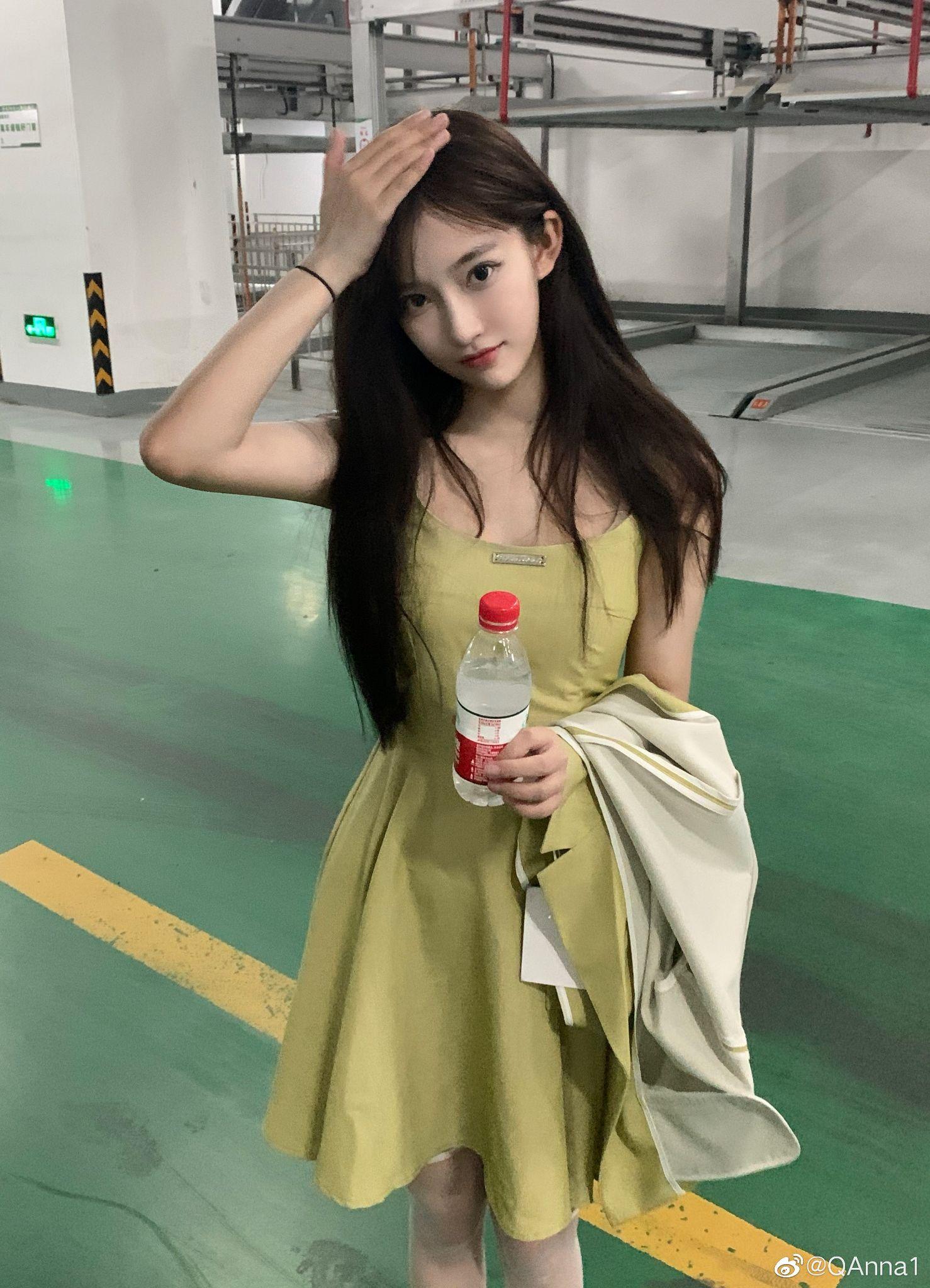 有没有特别好看的女生照片? - 知乎