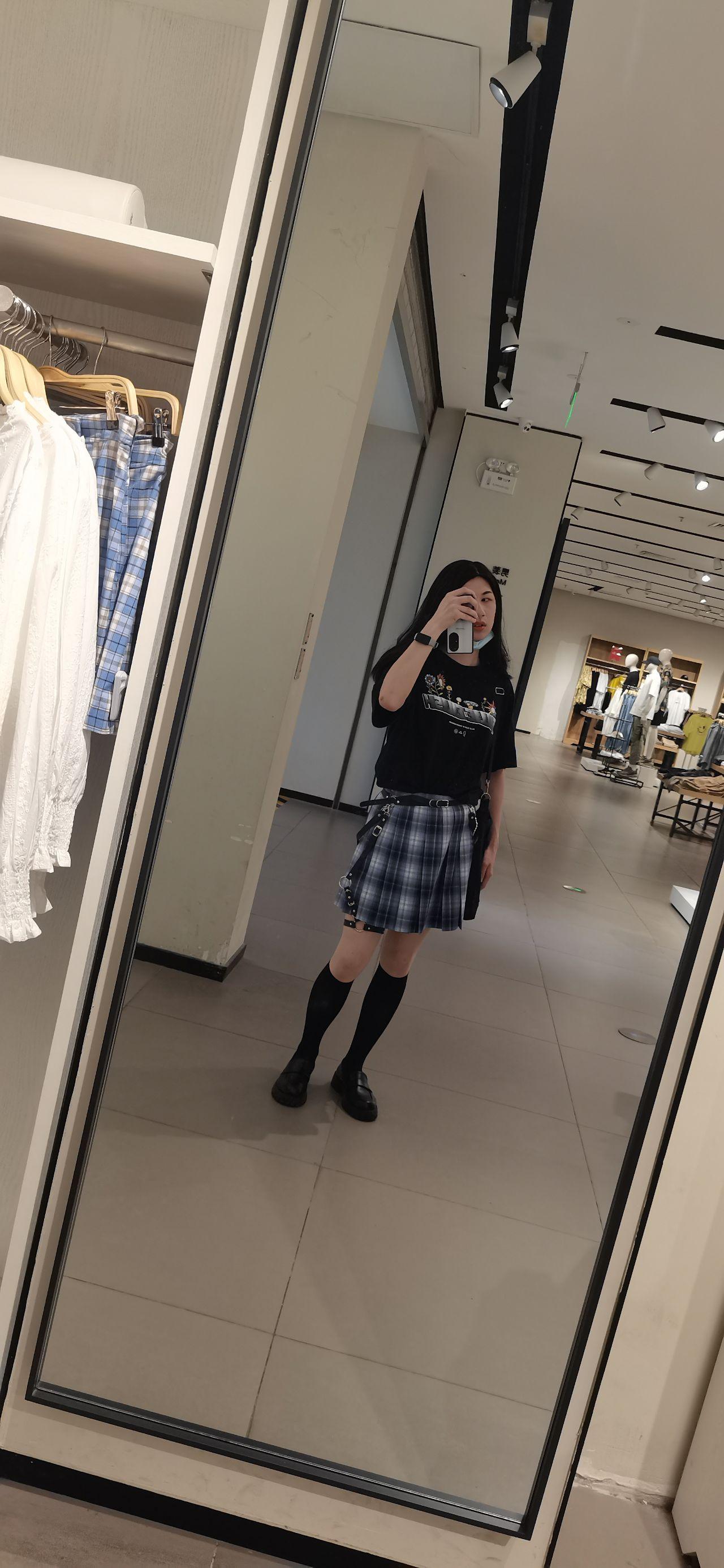 男性穿女装上街是一种怎样的体验