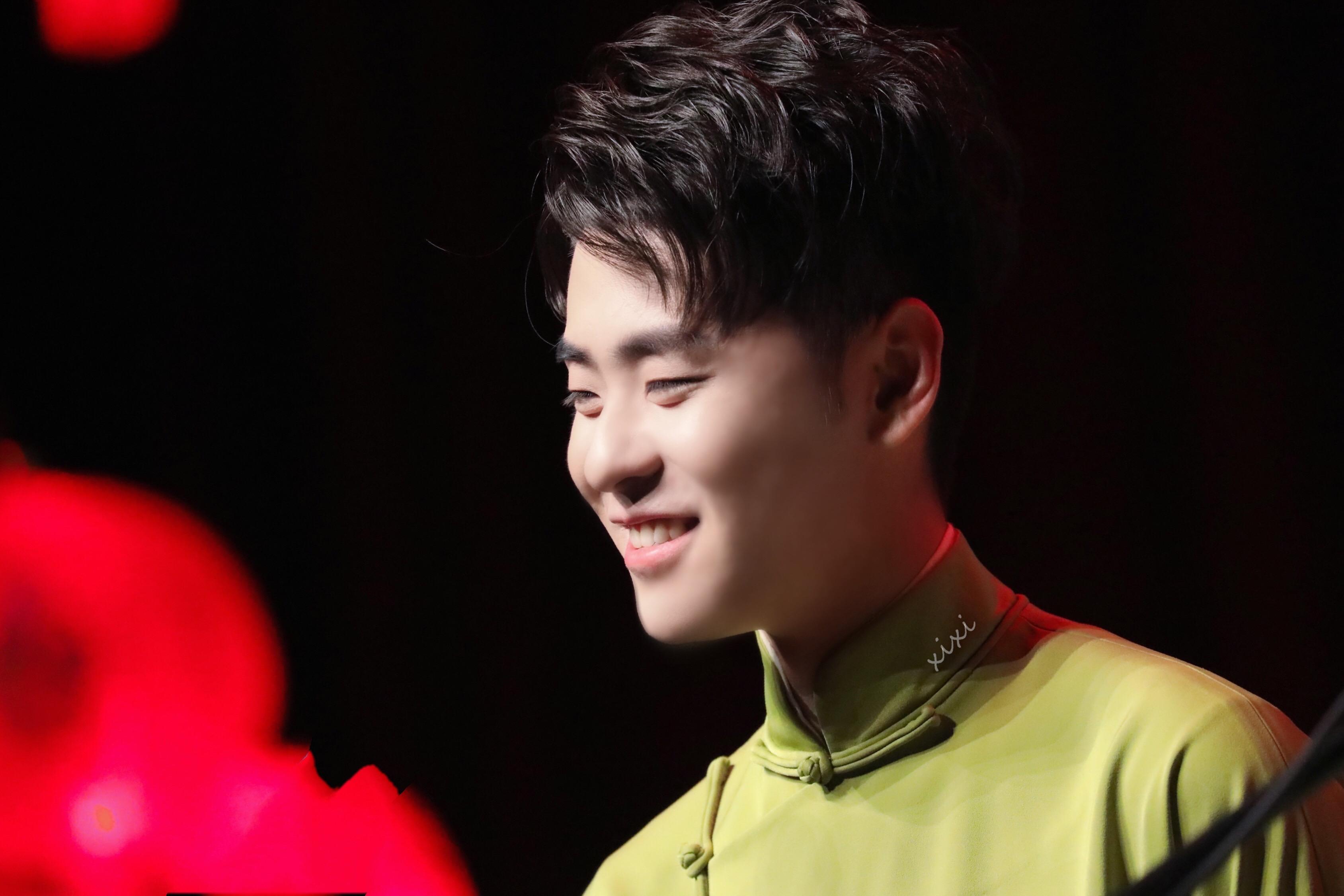 为什么张云雷的笑容那么治愈? - 知乎