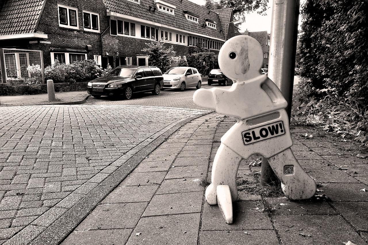 3. 贵医街周边配套