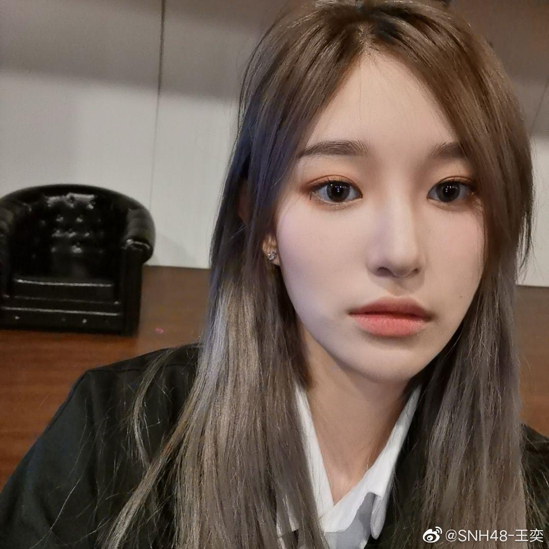如何评价snh48八期生王奕? - 知乎