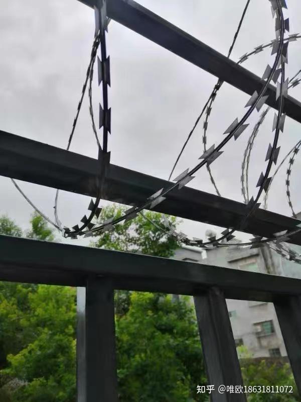 防盗刀片刺绳的用途及材质详解 - 知乎