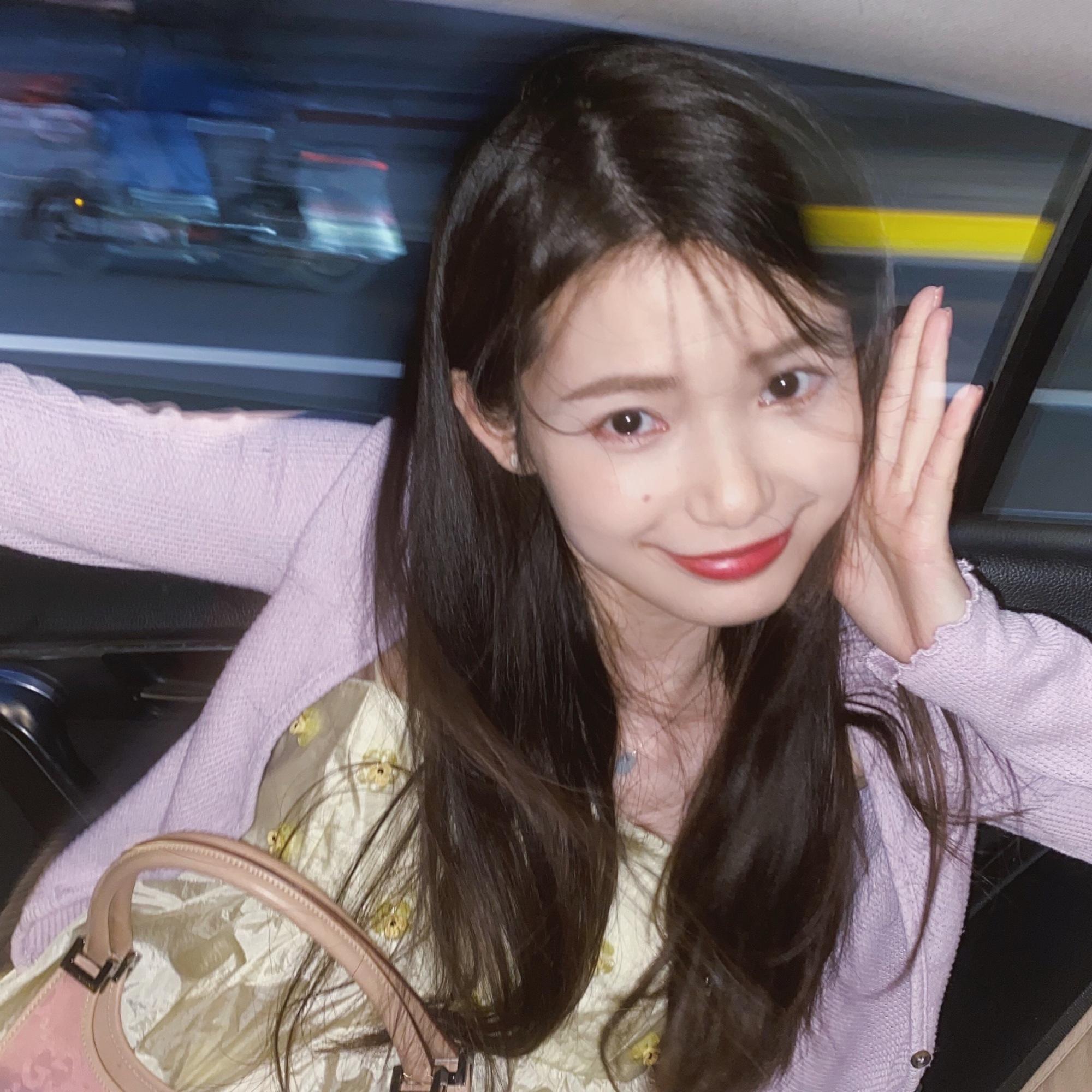 有没有那种笑的很开心的女生头像? - 知乎