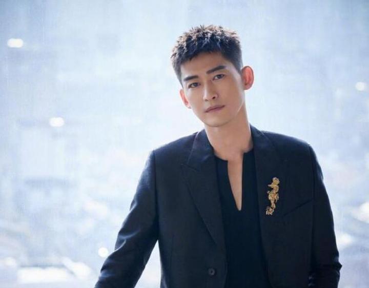 张翰新剧引争议,质疑他有为自己谋福利的嫌疑,张钧宁曾惨遭非礼 - 知乎