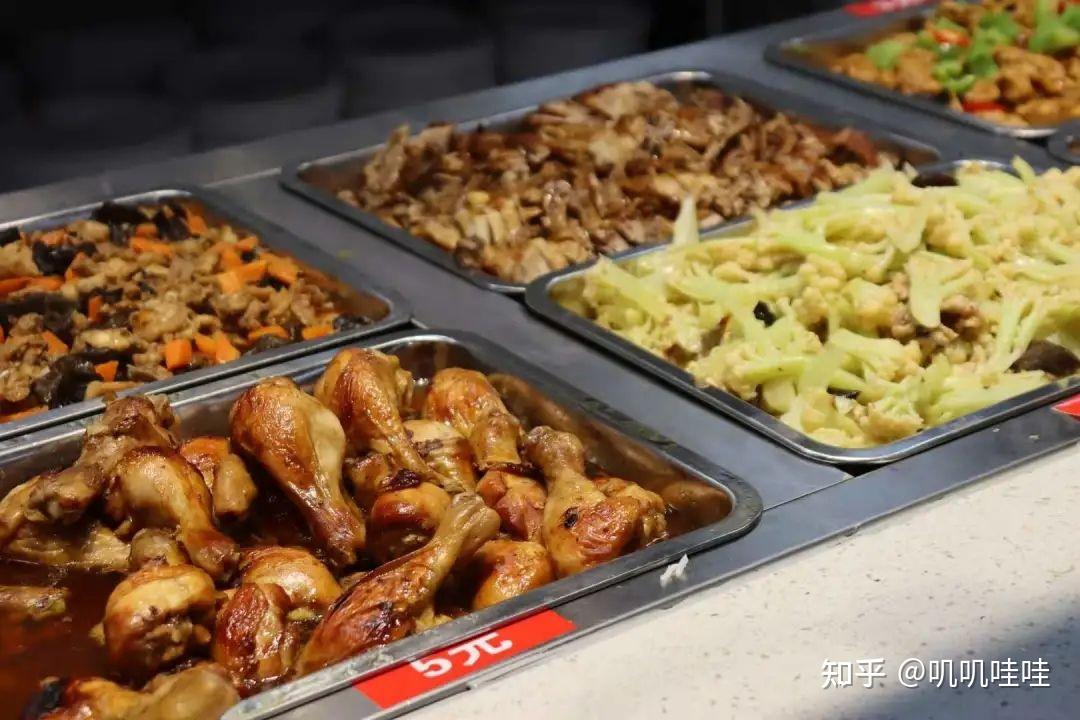 在广东海洋大学寸金学院里就餐是一种怎样的体验?