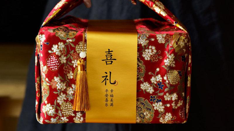 送新婚夫妇礼物排行榜:朋友结婚送什么礼物好,适合送闺蜜结婚的伴手礼(10款)