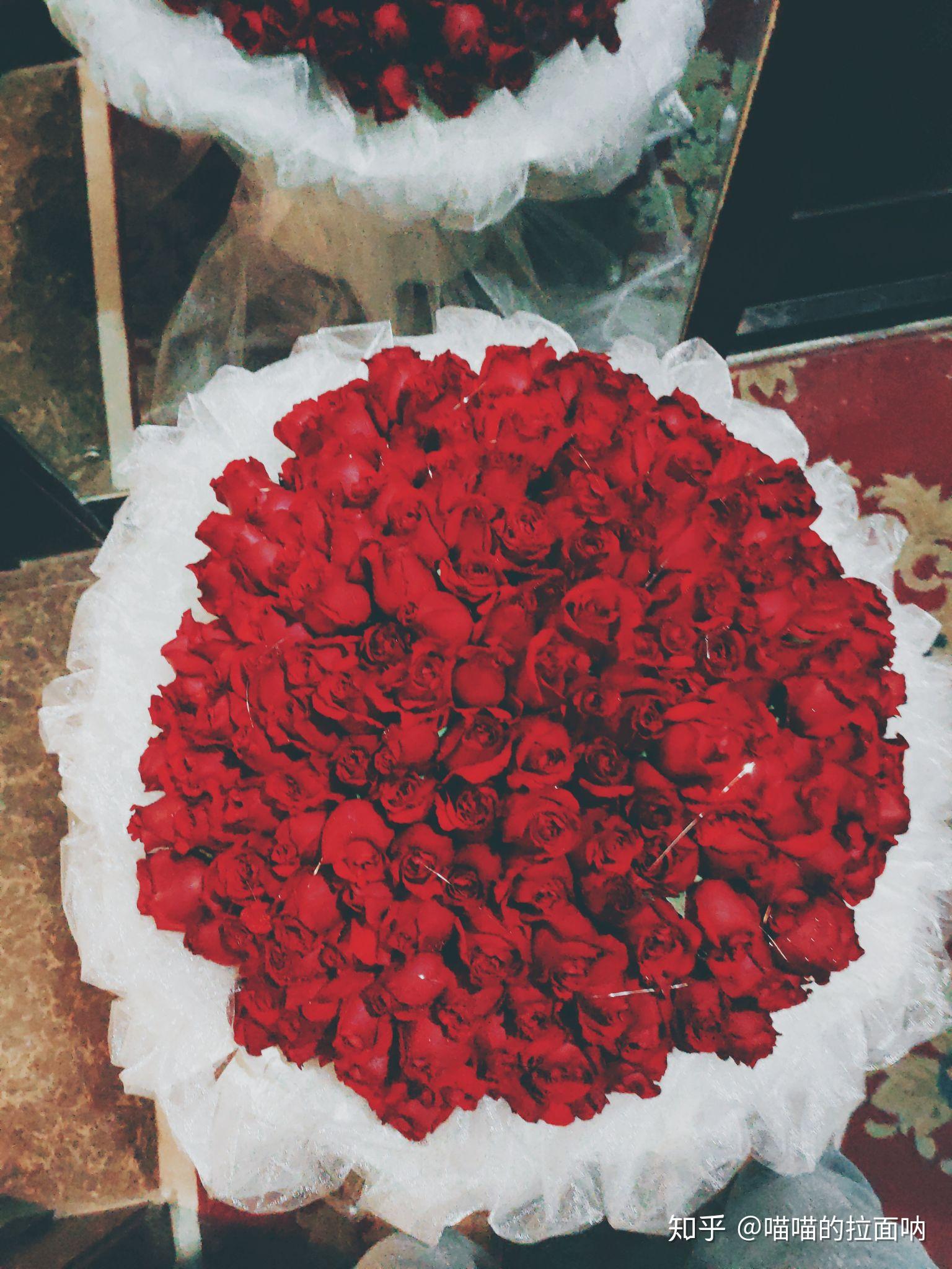 收到999朵玫瑰花是一种怎样的体验? - 知乎