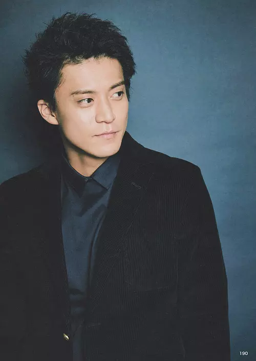 如何评价小栗旬的颜