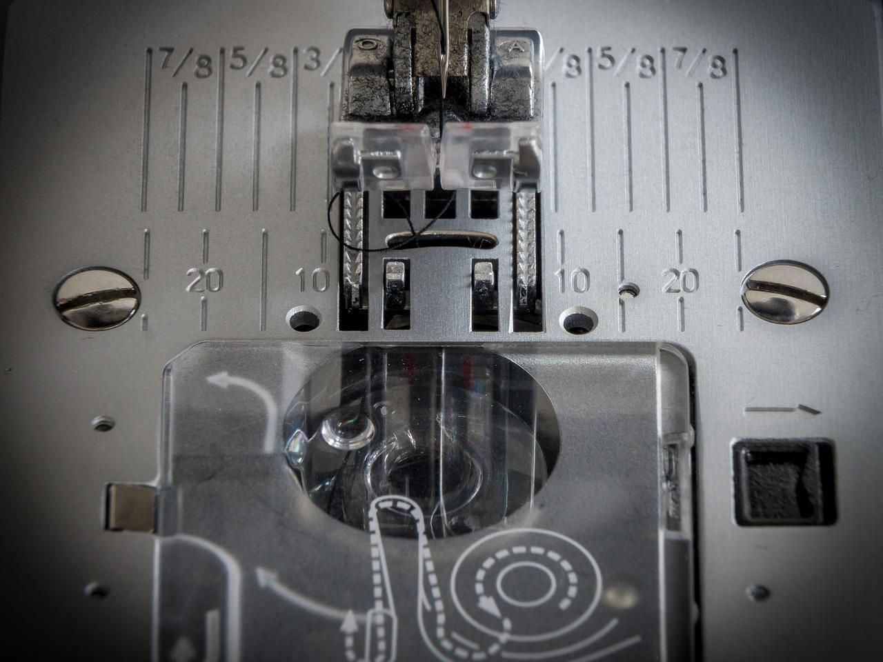 缝纫机针断线怎么办