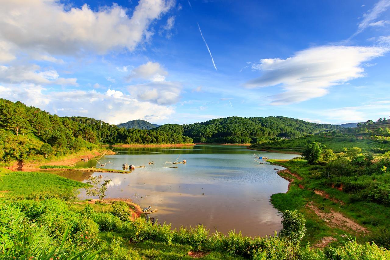 重访故园，时光变迁