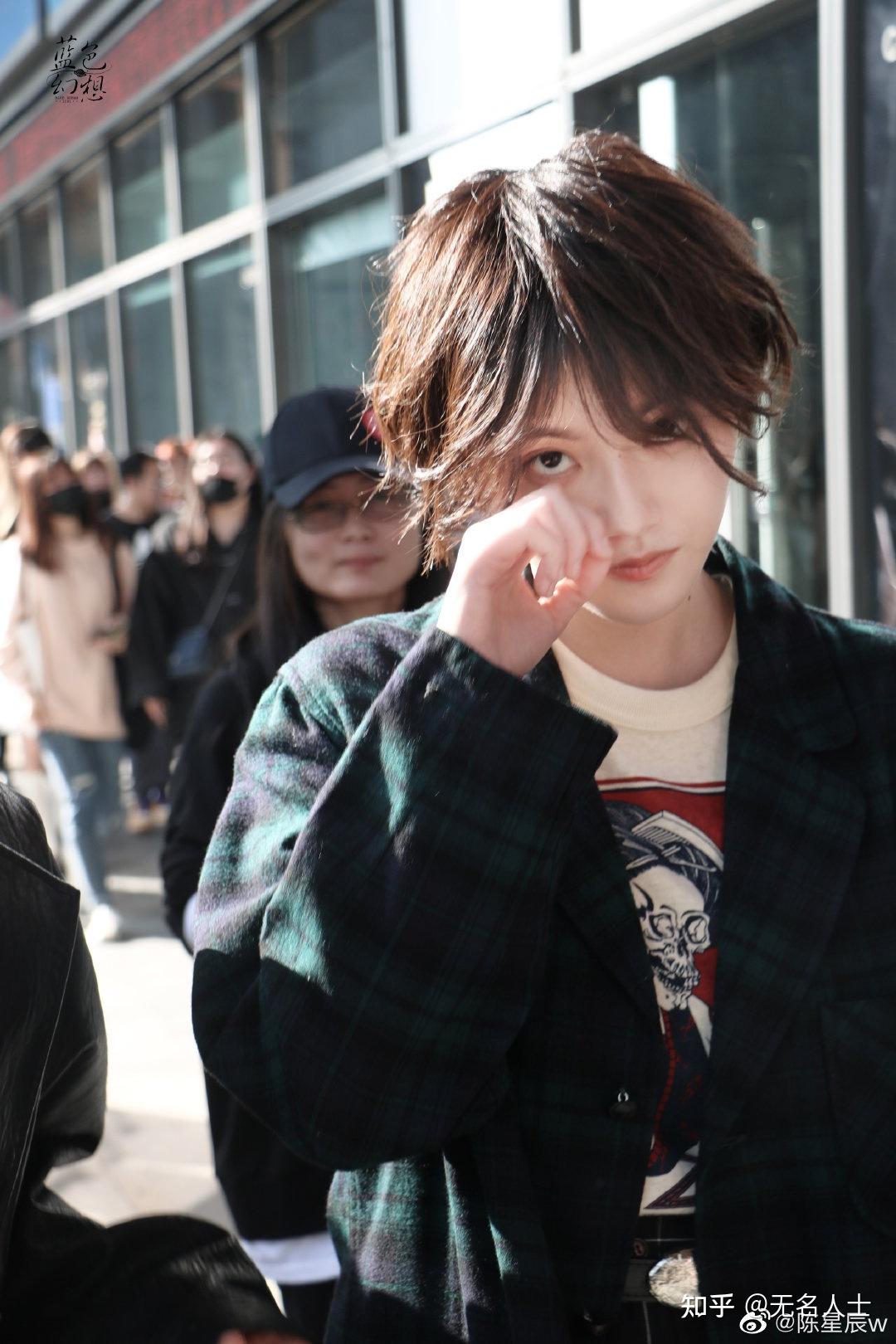 你们认识具有少年感的女生吗? - 知乎