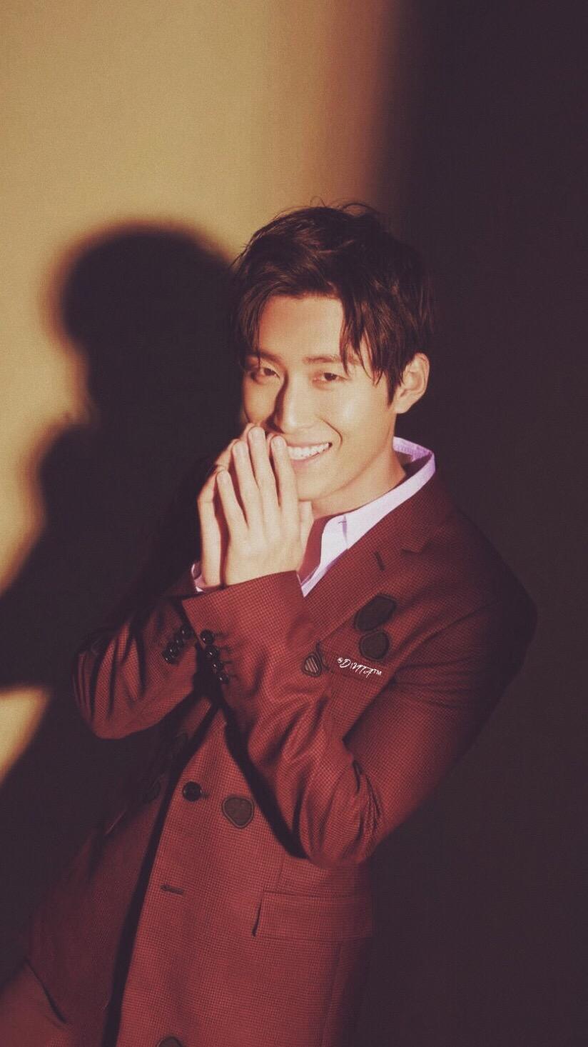 窦骁的美图或搞怪图有哪些?-窦骁帅照