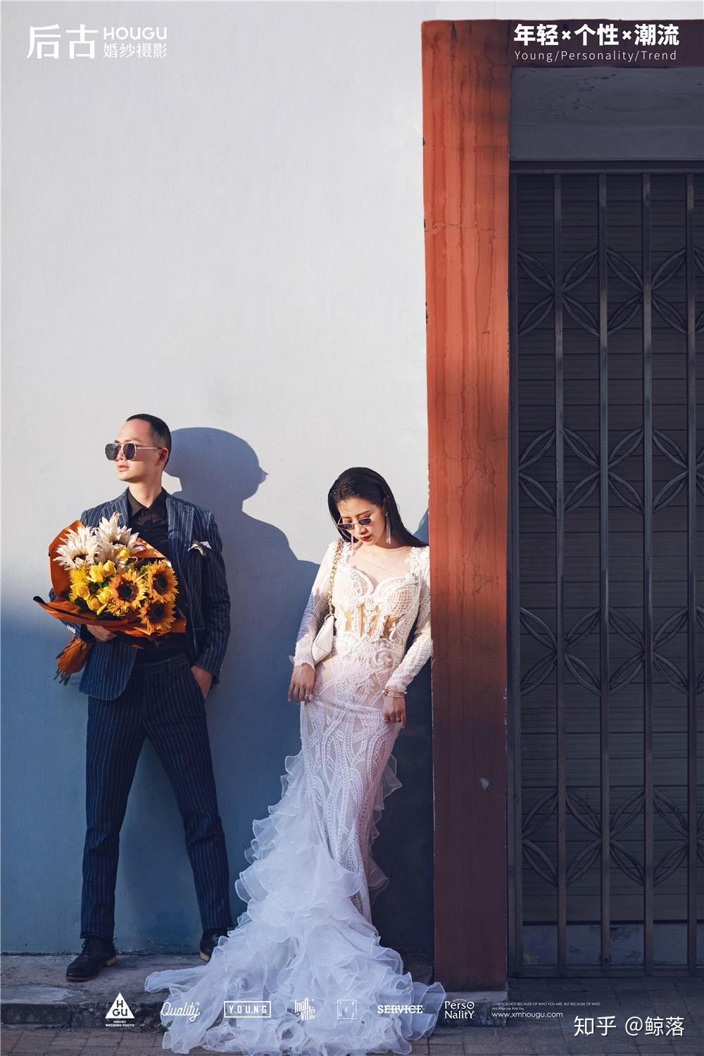 女生坚持戴眼镜拍婚纱照有没有什么风格和已经拍摄过的照片作为参考