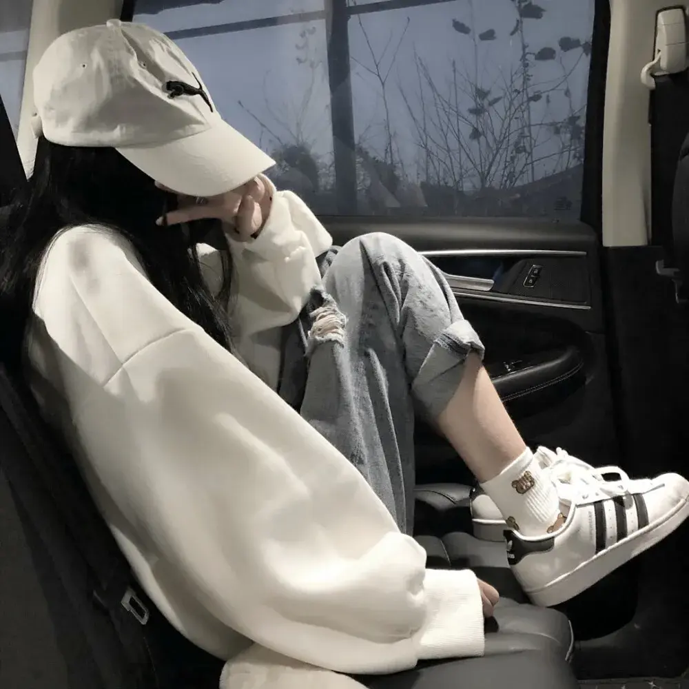 有什么好看又比较低调的女生头像