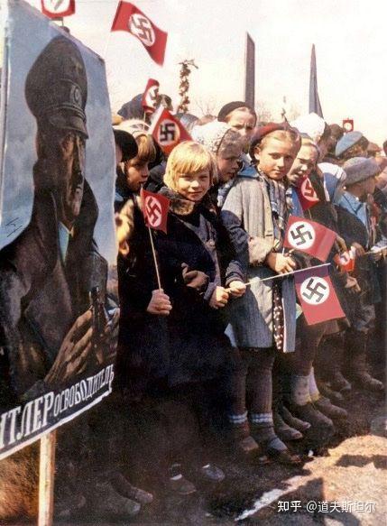为什么二战时期苏联不通过向德军宣传社会主义来瓦解德军,甚至让德军