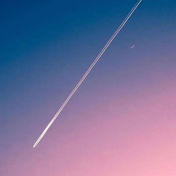 有没有这种的朋友圈背景图? - 知乎
