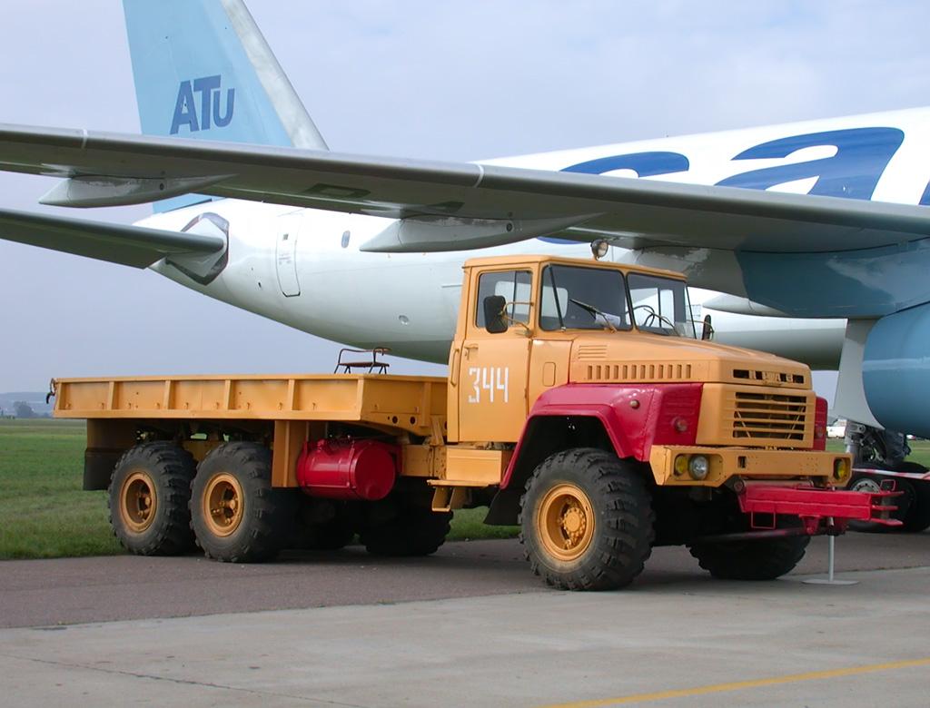 ·····图为深陷泥潭的卡玛斯