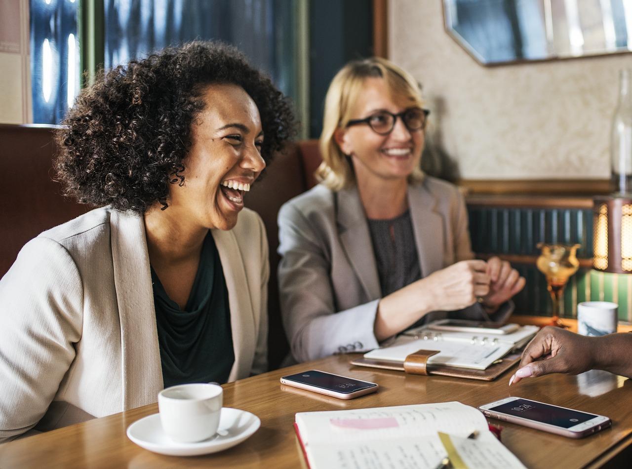 恒大客服接待做什么