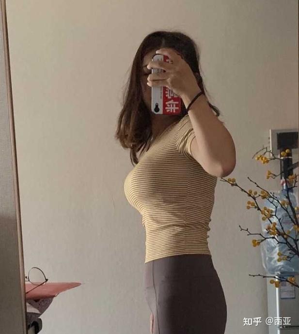 正常的大部分男生都会喜欢亲女朋友的胸吗