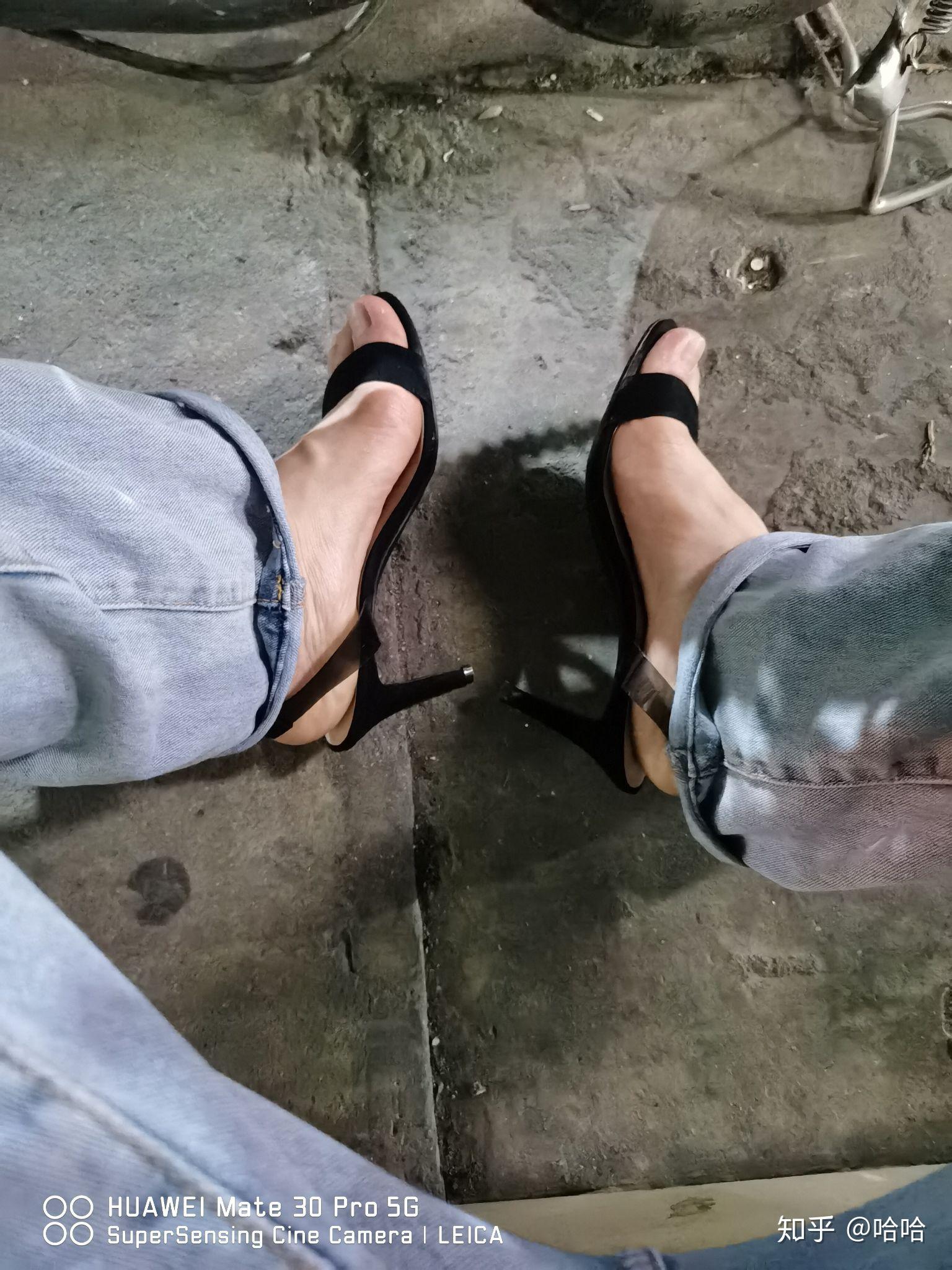 怎么看待男人穿高跟鞋