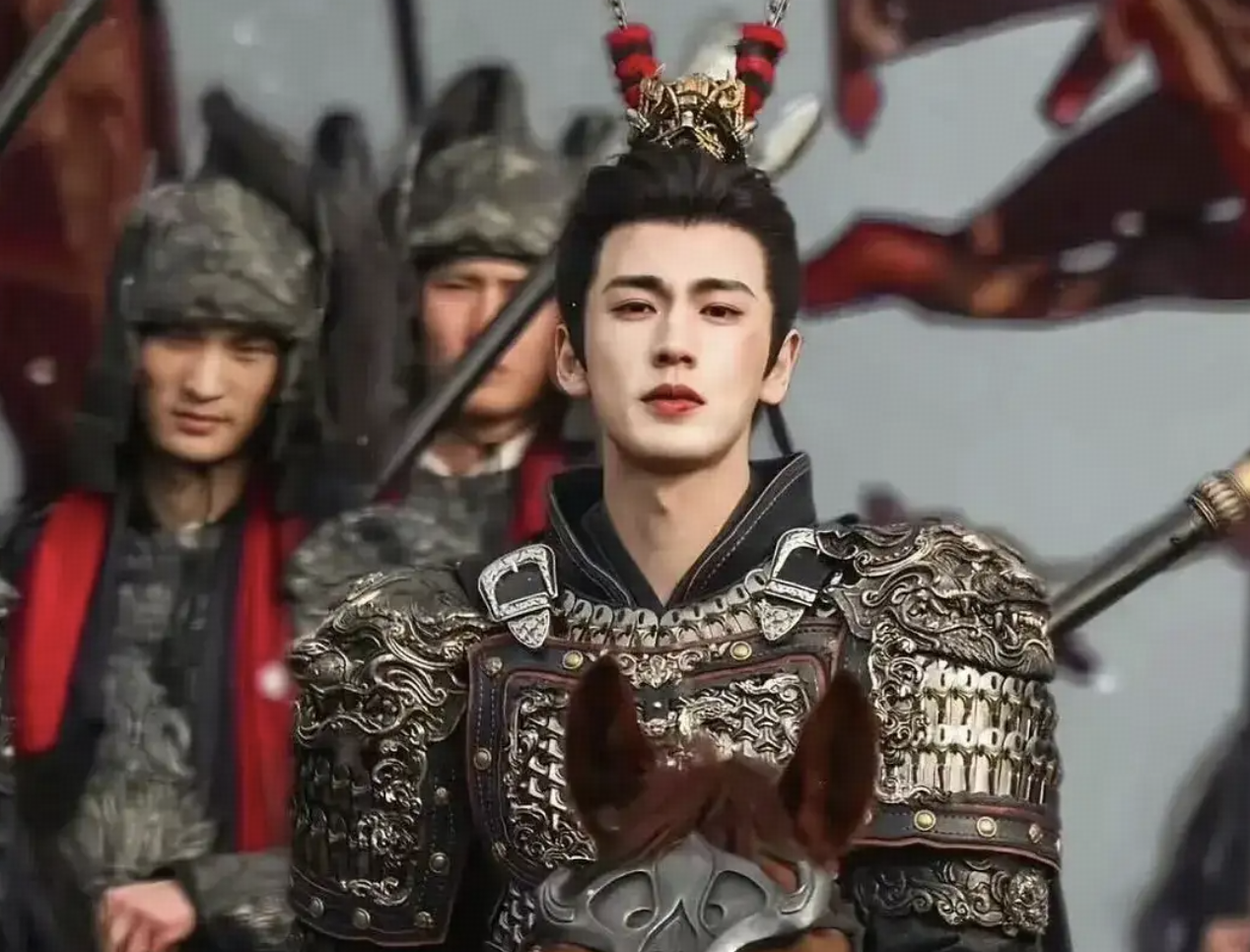 都是演过偶像剧的男星，为何何润东演项羽很多人接受，张凌赫演类似白起角色，不少人说不行？