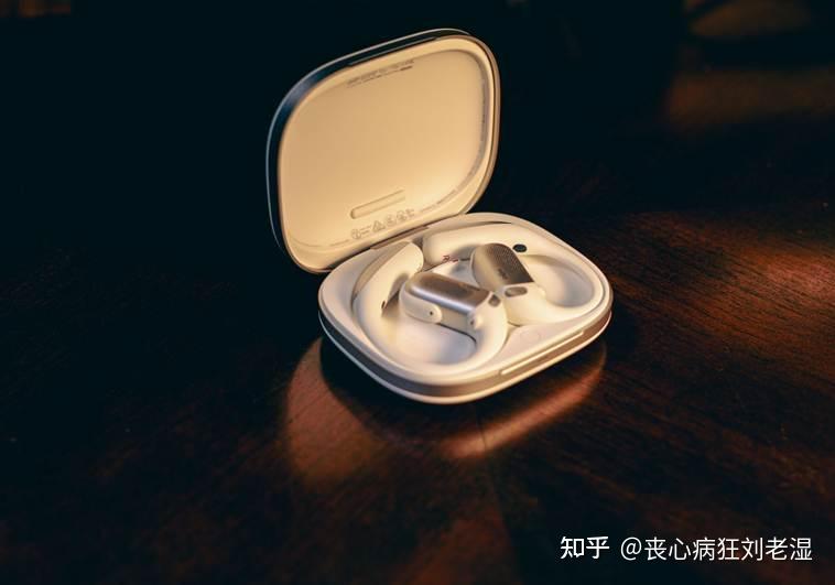 开放式耳机首次拥有“安静权”:韶音OpenFit Pro用滤噪技术与自研超级单元重写品类规则
