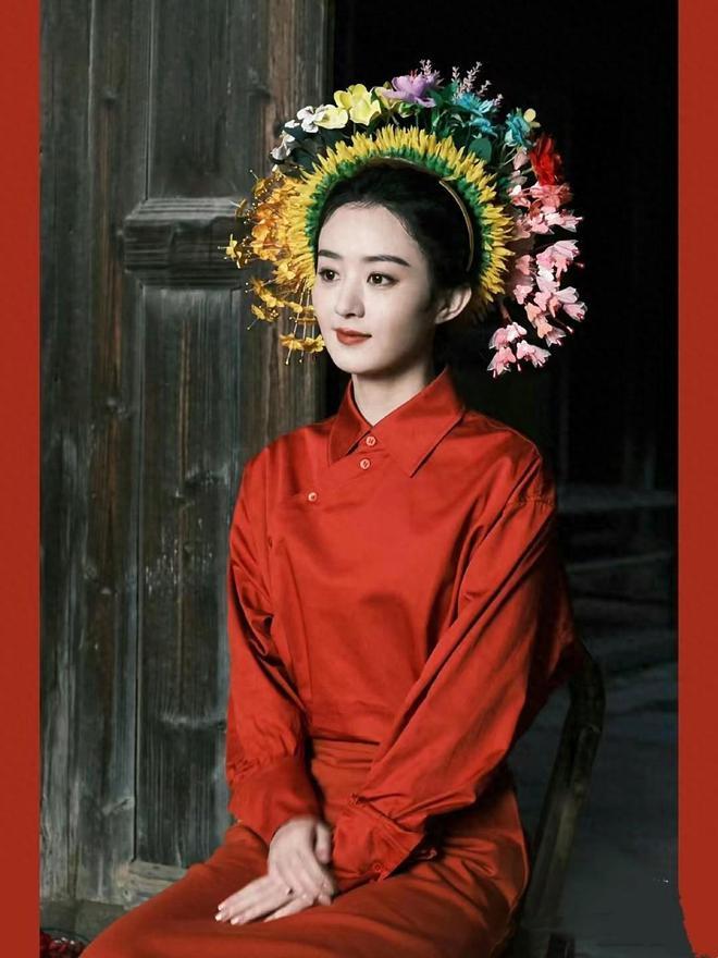 同样是「簪花围」:把赵丽颖杨颖赵雅芝在一起,差距不是一星半点
