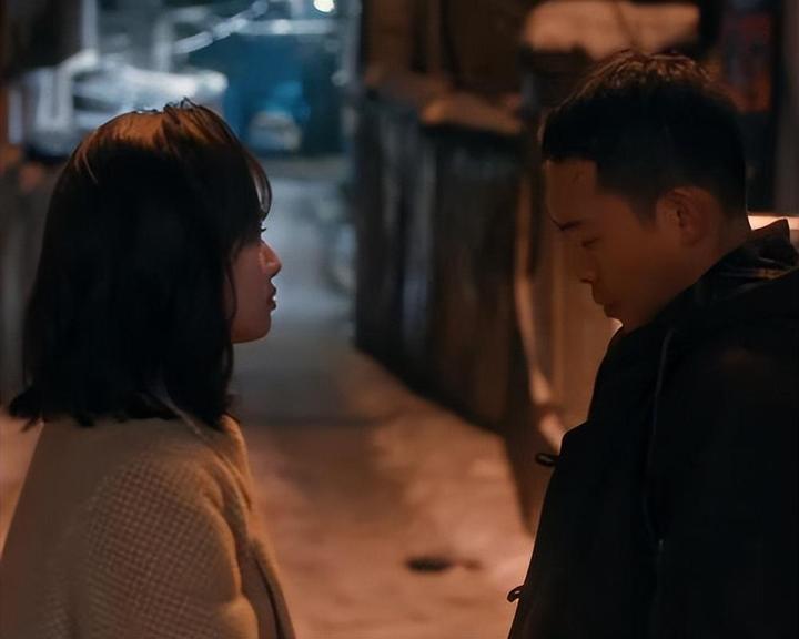 《他是谁》:有一种爱的告白叫“站住”,我来提醒你喜欢谁 - 知乎