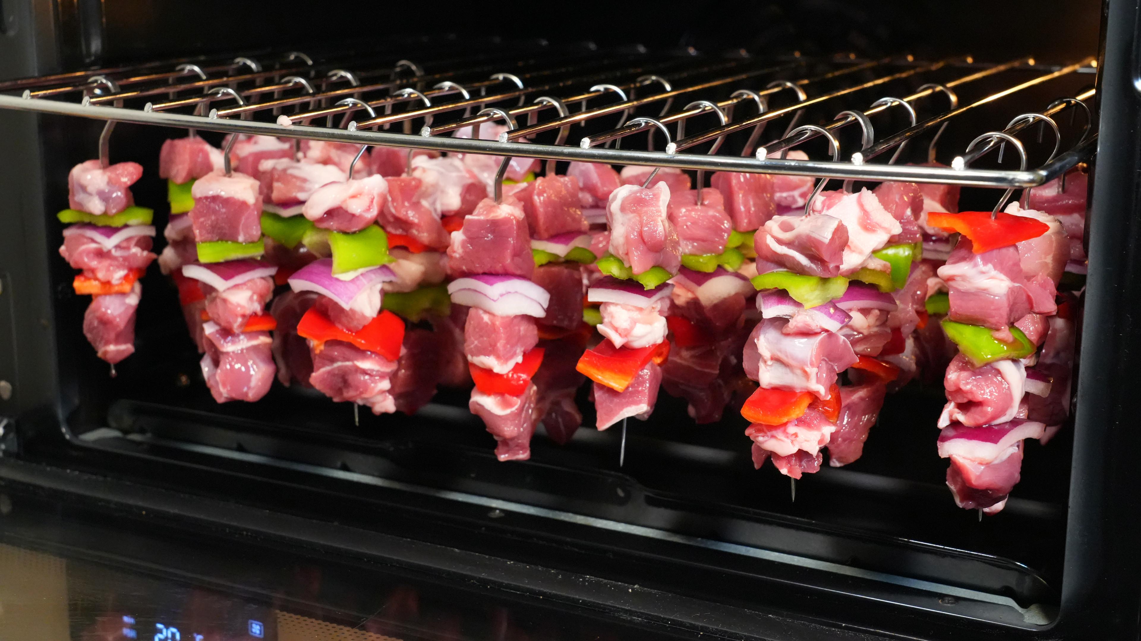 今天才知道,烤箱还能这么用,做吊炉羊肉串真是太香了 - 知乎