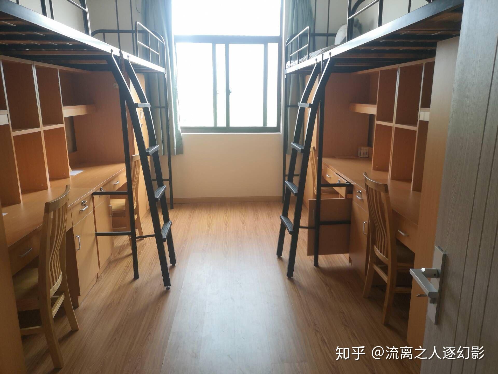 华东师范大学寝室图片
