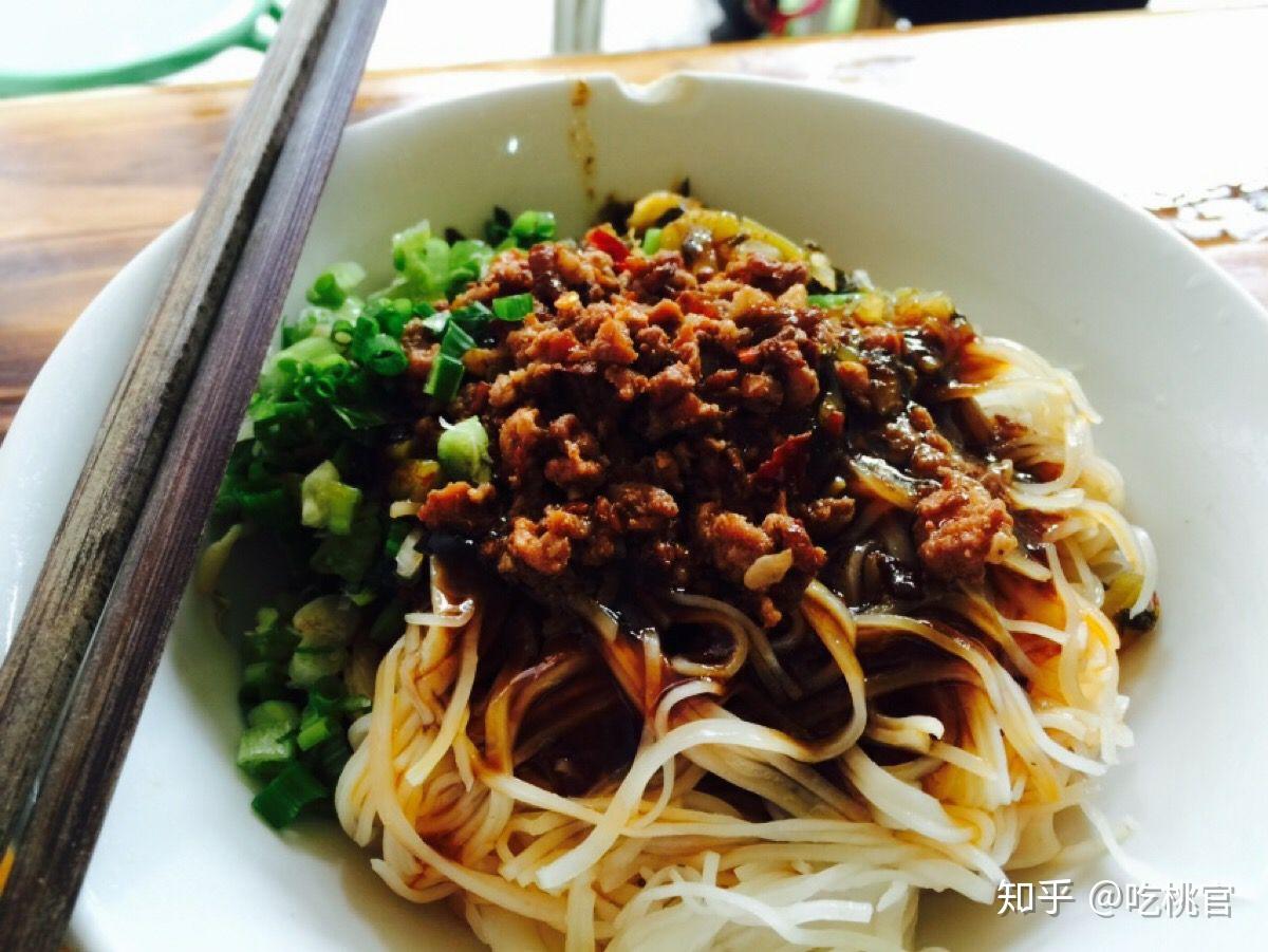 云南「饵丝」是一种什么样的小吃?有什么特色? - 知乎