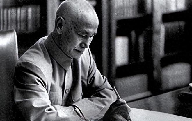 历史学家杨天石纵论蒋介石功与过 - 知乎