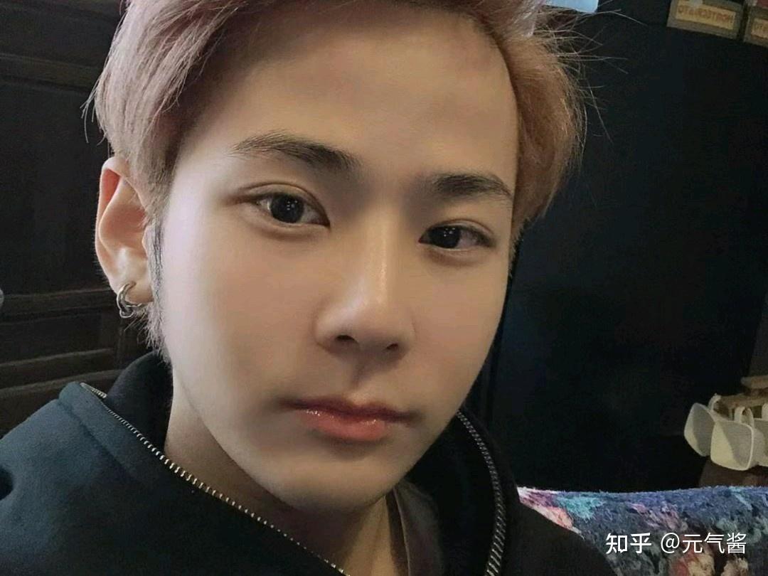 网上说穆雄铮做死人是真的吗还有穆雄铮多大年纪了