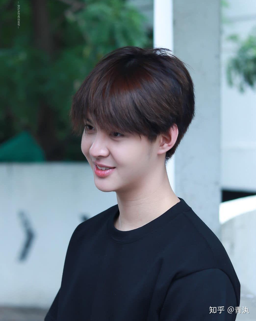 能不能向我详细地安利一下泰国演员黄明明