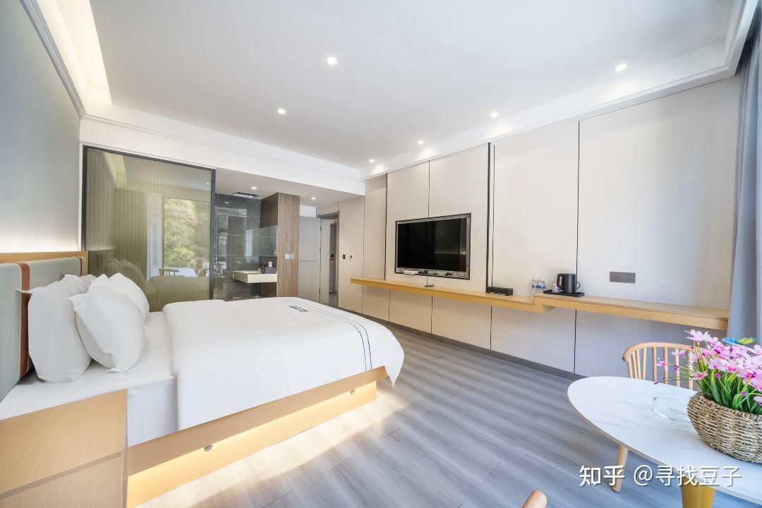 酒店装修或翻新,地面材料木地板怎么选? - 知乎