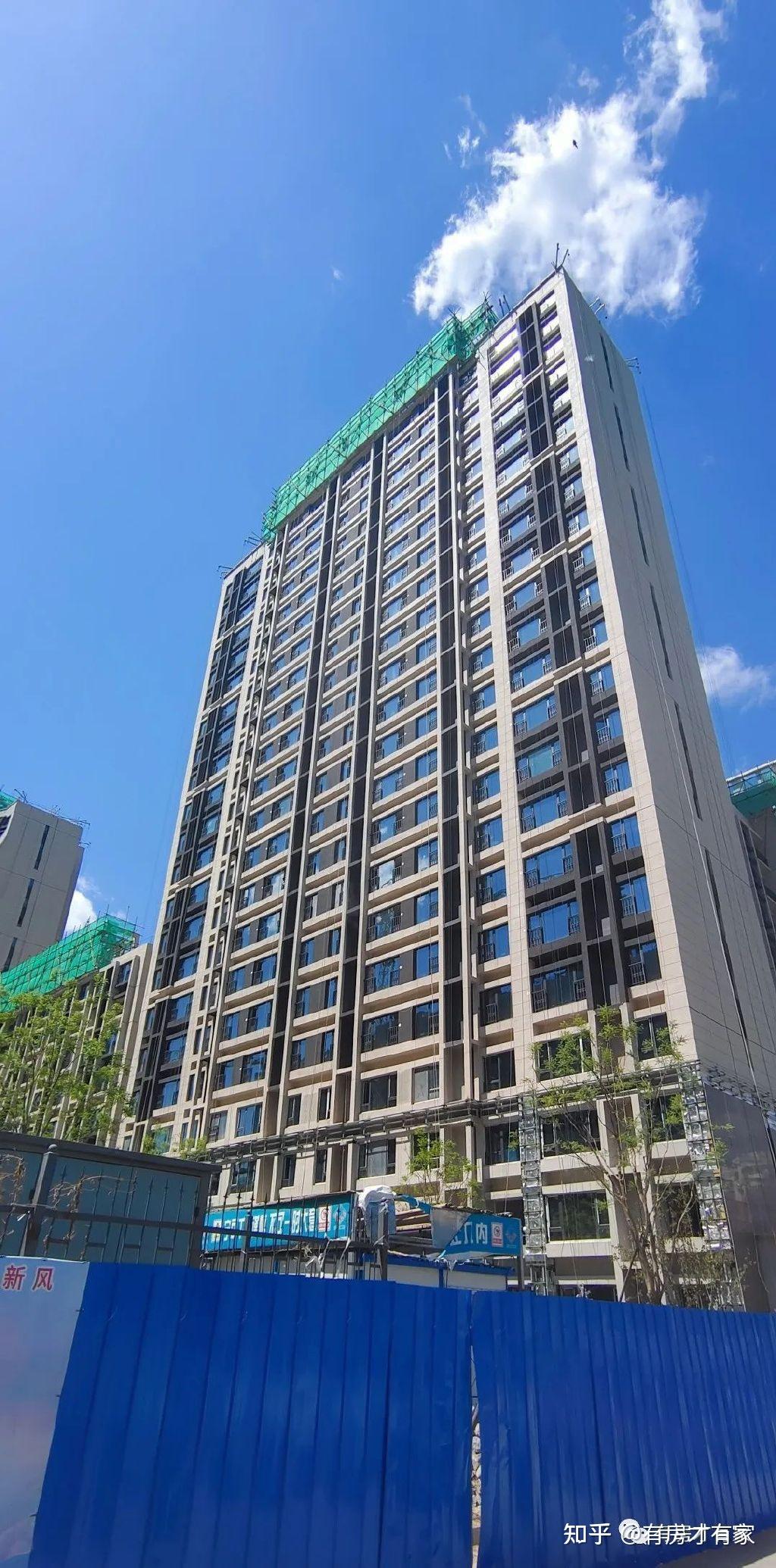 北京丰台区西南四环臻御府10号楼e户型668平和14号楼b户型如何选择