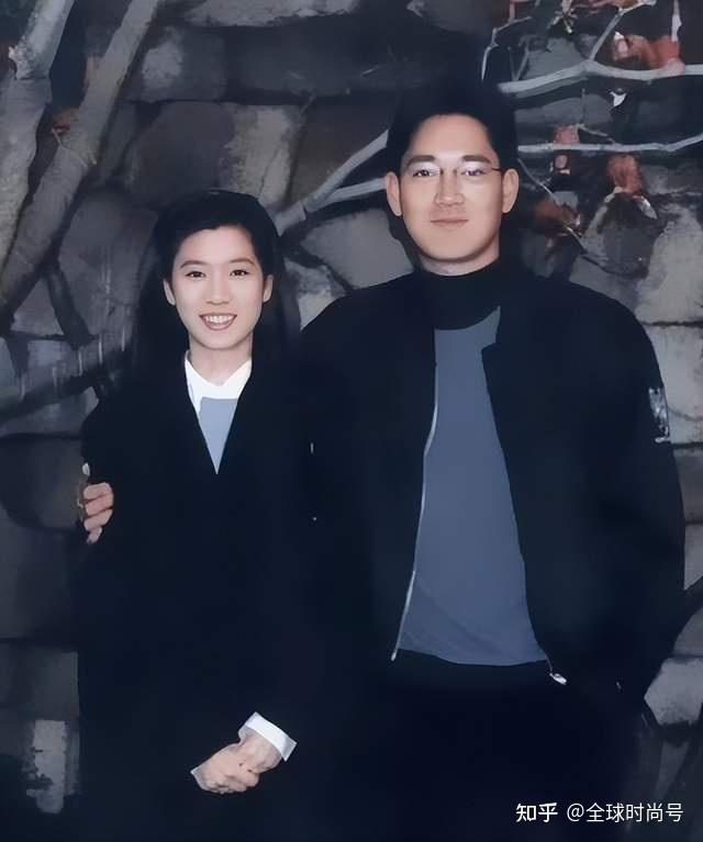 林世玲,抛弃三星太子自成豪门,穿搭干练和李政宰相恋10年不结婚 - 知乎