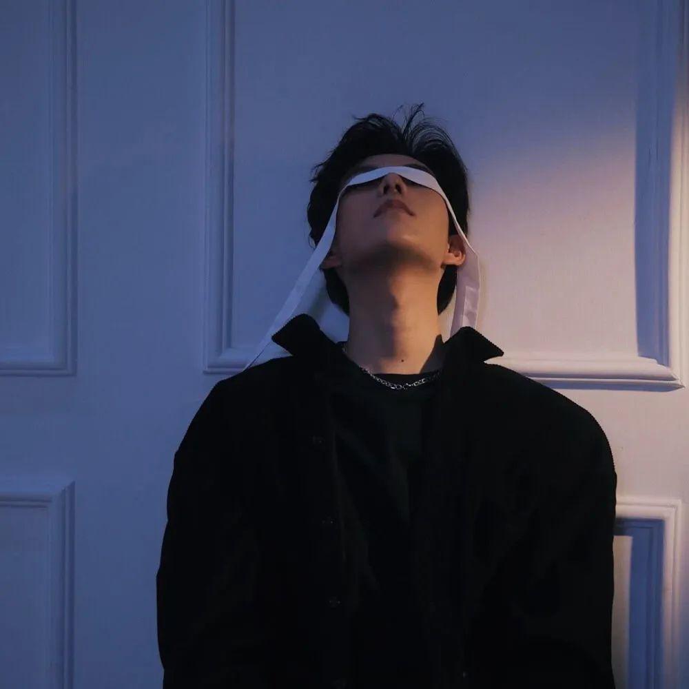 有没有一些干净清爽的男生头像?