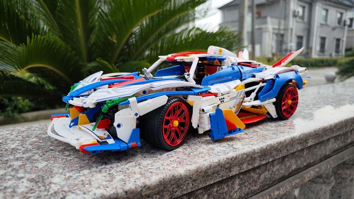 当高达遇上跑车：魔域积木白色机动超跑EVO图文评测- 知乎