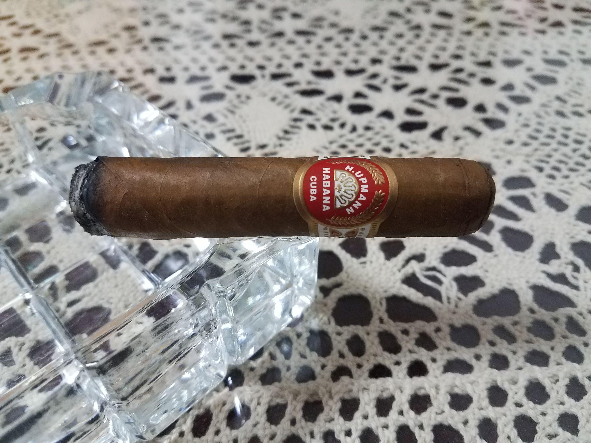 雪茄爱好者需要的基本款雪茄有哪些