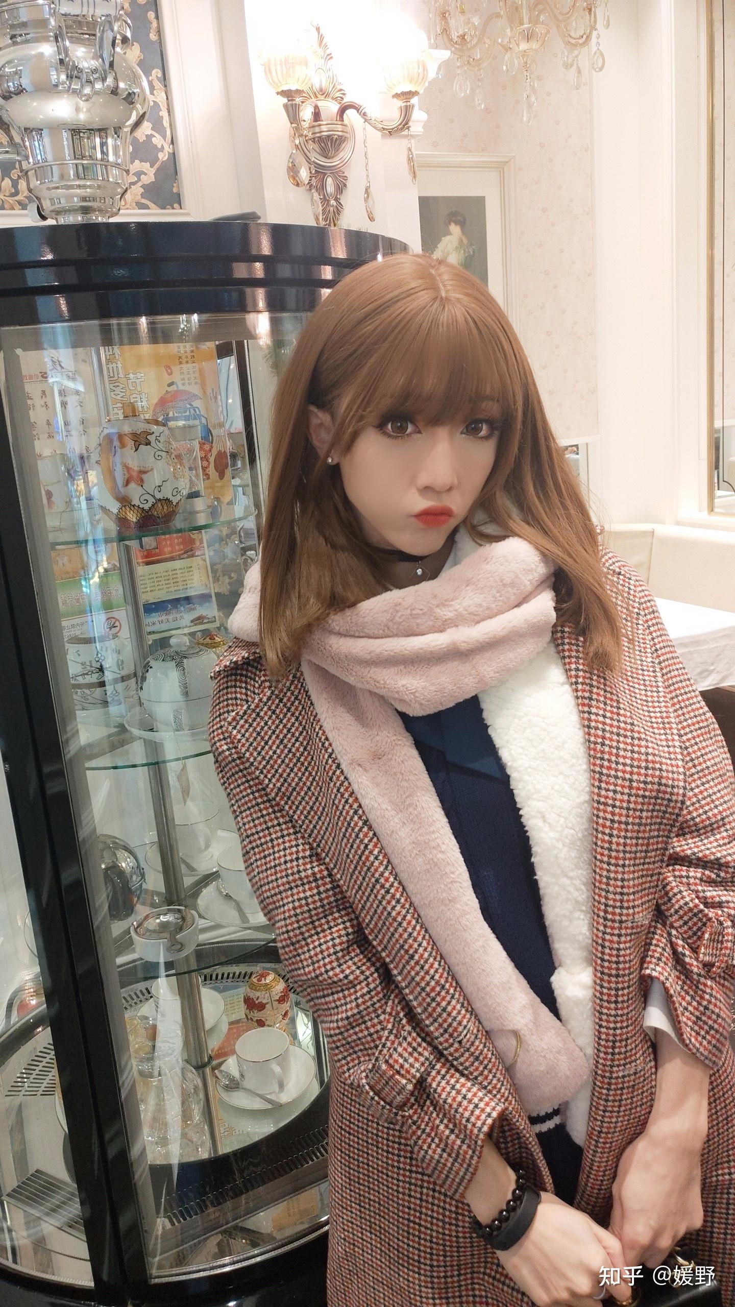 大家如何看待一米八的男生想女装? - 知乎