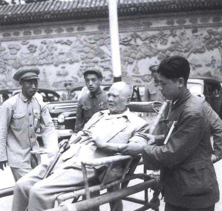 1911年洪门大哥倾尽家产支持革命,开国大典时周总理:抬上天安门 - 知乎