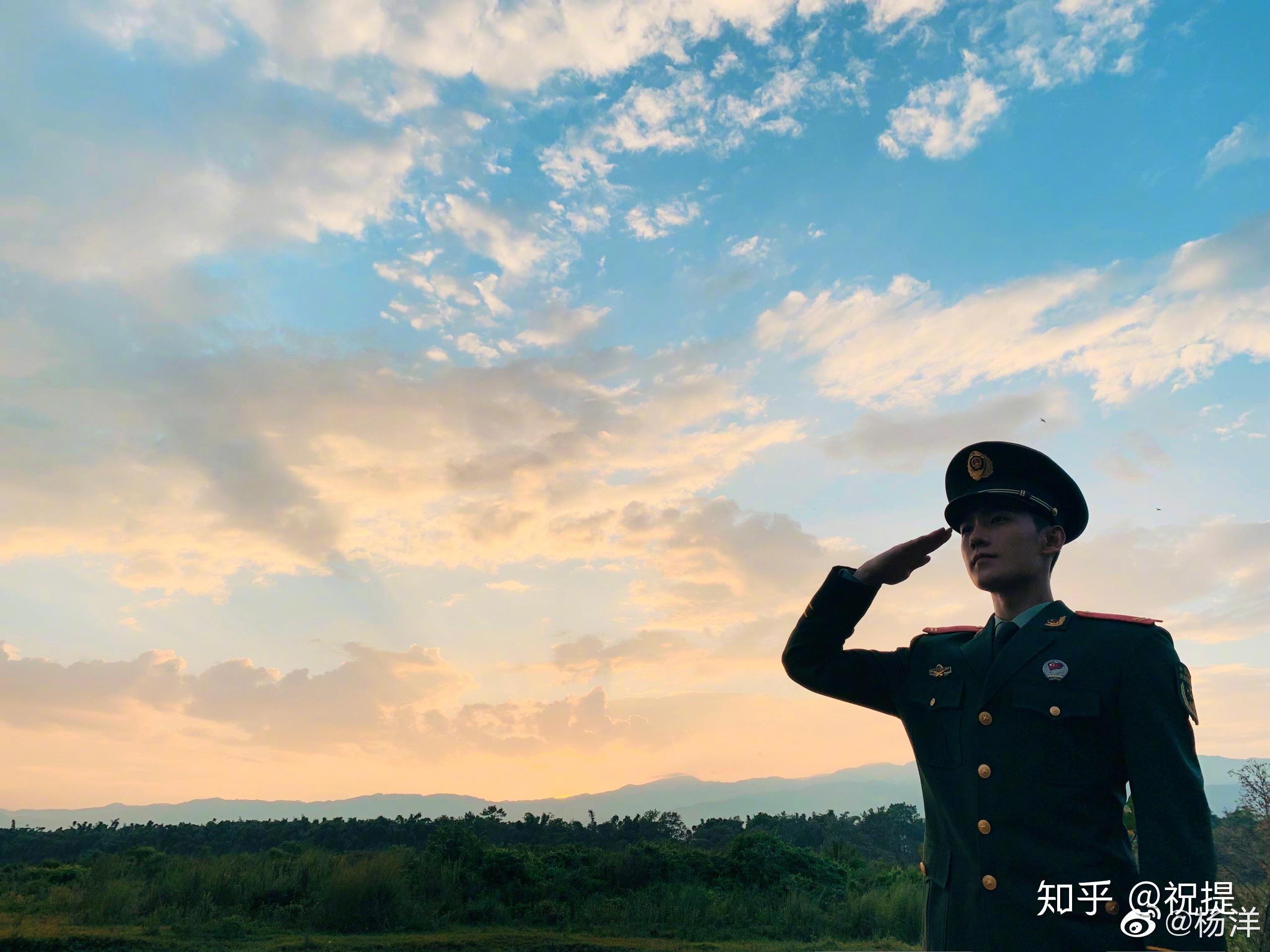 可以把符合你心目中的李瓒本杰明的图片发出来吗? - 知乎