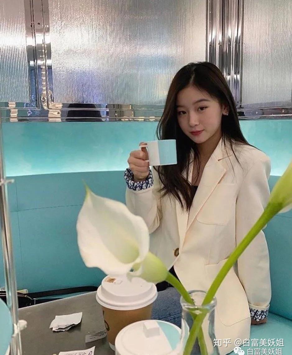 抖音于anna家里到底有没有钱啊? - 知乎