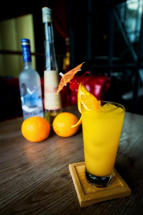 每日一杯撞墙哈维harveywallbanger