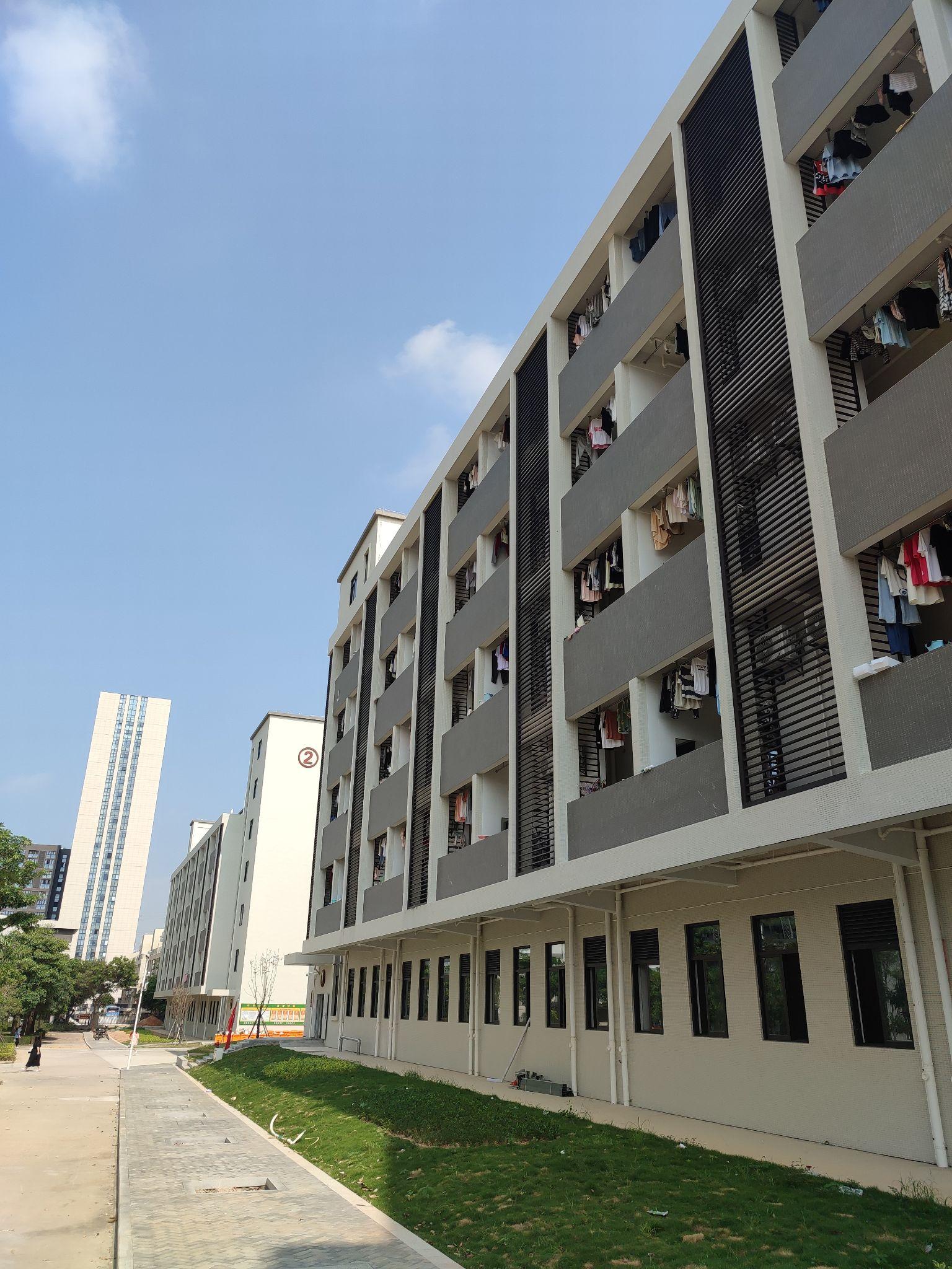 在厦门华天涉外技术学院就读是一种怎样的体验? - 知乎
