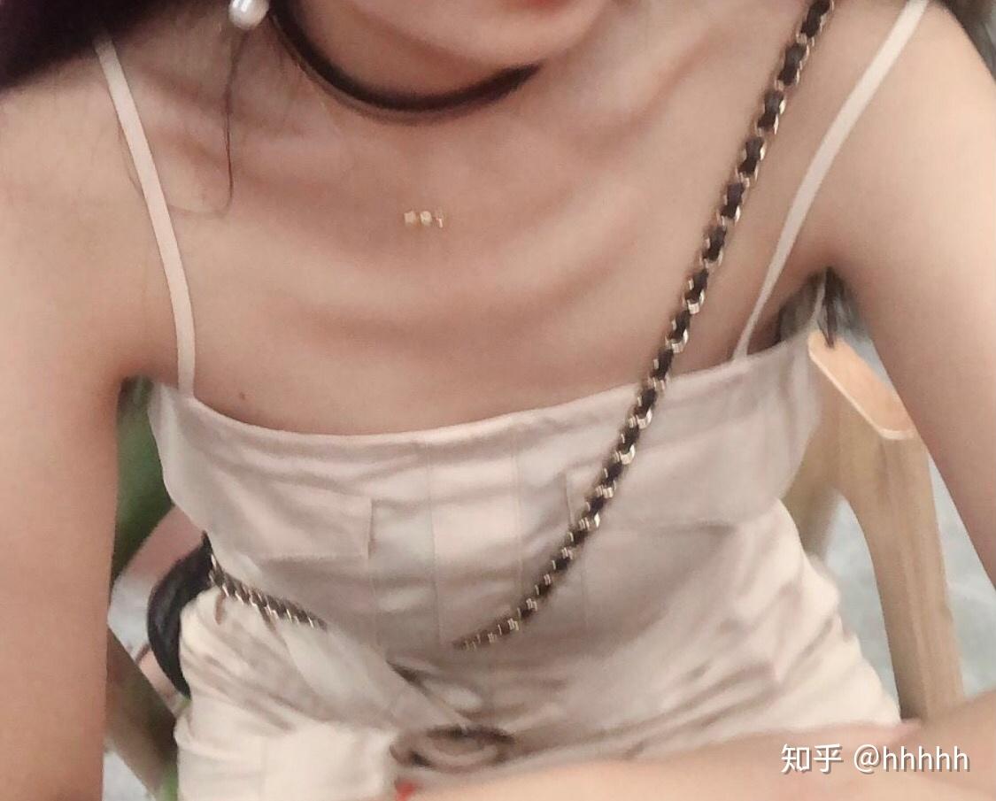 为什么人不瘦却有排骨胸